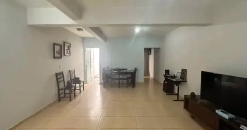 Casa à venda, 90 m², 2 quartos, 2 banheiros, 1 suíte