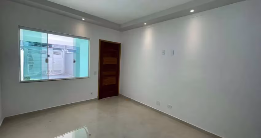 Sobrado à venda, 120 m², 3 quartos, 3 banheiros, 1 suíte