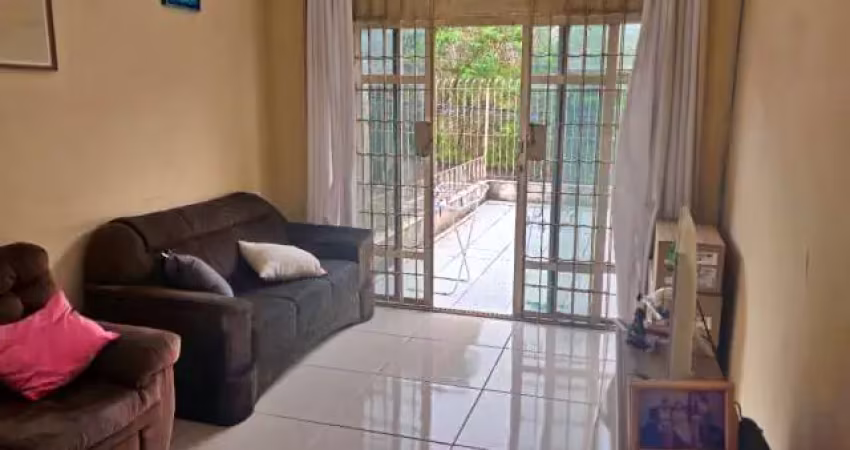Sobrado à venda, 189 m², 3 quartos, 3 banheiros, 1 suíte