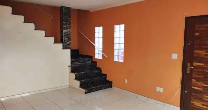 Sobrado à venda, 146 m², 3 quartos, 3 banheiros, 1 suíte