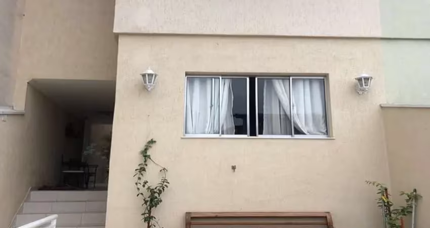 Sobrado à venda, 119 m², 3 quartos, 3 banheiros, 1 suíte