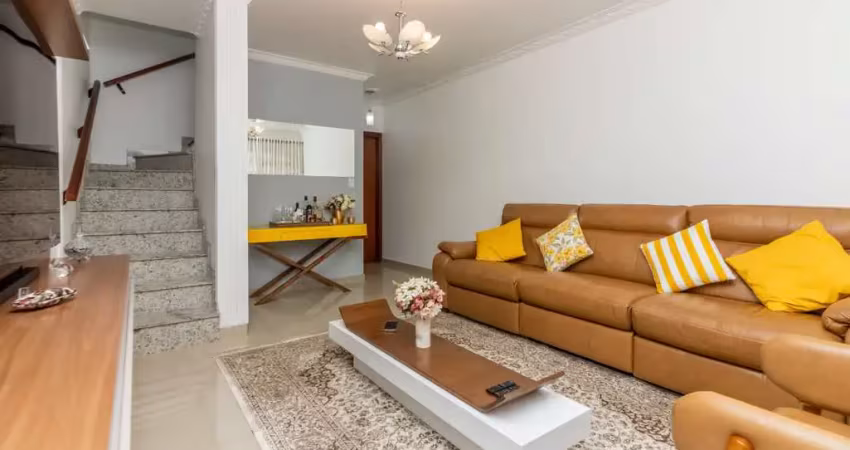 Sobrado à venda, 90 m², 2 quartos, 3 banheiros, 2 suítes