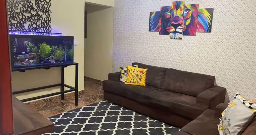 Sobrado à venda, 125 m², 4 quartos, 3 banheiros, 1 suíte
