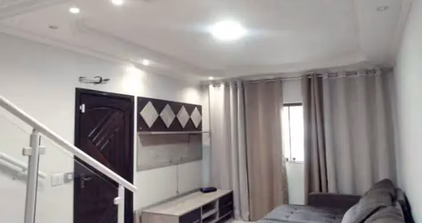 Sobrado à venda, 120 m², 3 quartos, 3 banheiros, 1 suíte