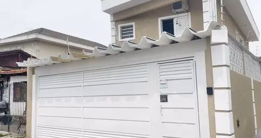 Sobrado à venda, 154 m², 3 quartos, 3 banheiros, 1 suíte