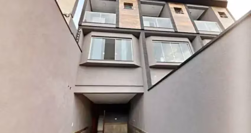 Sobrado à venda, 140 m², 3 quartos, 3 banheiros, 1 suíte
