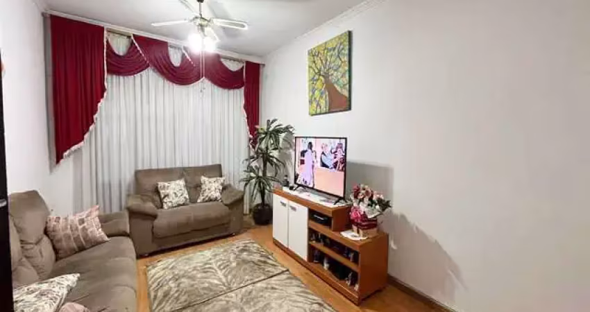 Sobrado à venda, 140 m², 3 quartos, 3 banheiros, 1 suíte