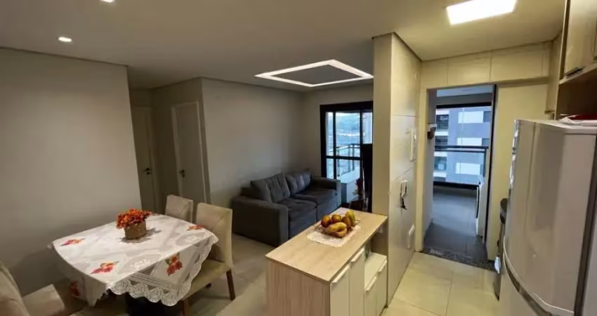 Apartamento à venda, 61 m², 2 quartos, 2 banheiros, 1 suíte