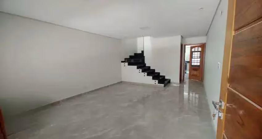 Sobrado novo à venda no bairro do parque maria domitila na rua antônio félix pacheco 316