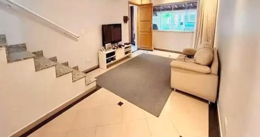 Sobrado à venda, 110 m², 3 quartos, 2 banheiros, 1 suíte