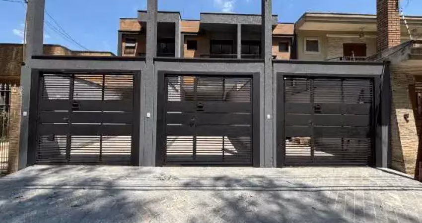 Sobrado à venda, 150 m², 3 quartos, 4 banheiros, 3 suítes
