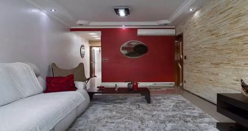 Sobrado à venda, 218 m², 3 quartos, 4 banheiros, 2 suítes