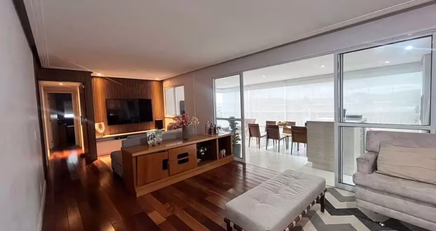 Apartamento à venda, 131 m², 3 quartos, 4 banheiros, 1 suíte