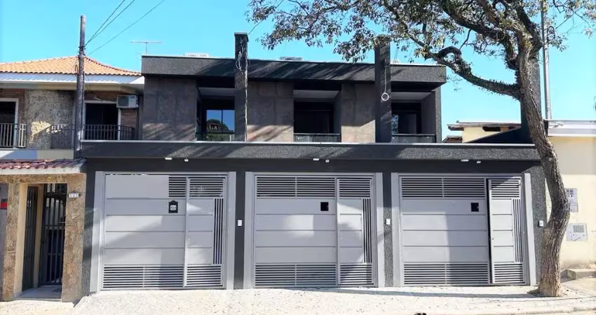 Sobrado à venda, 247 m², 3 quartos, 3 banheiros, 3 suítes