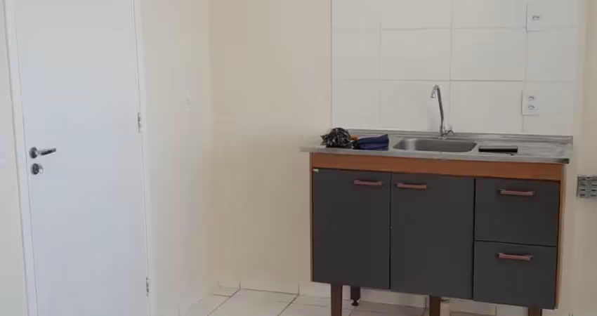 Apartamento com 2 quartos para alugar na Rua Carolina Maria de Jesus, 88, Vila Tolstoi, São Paulo