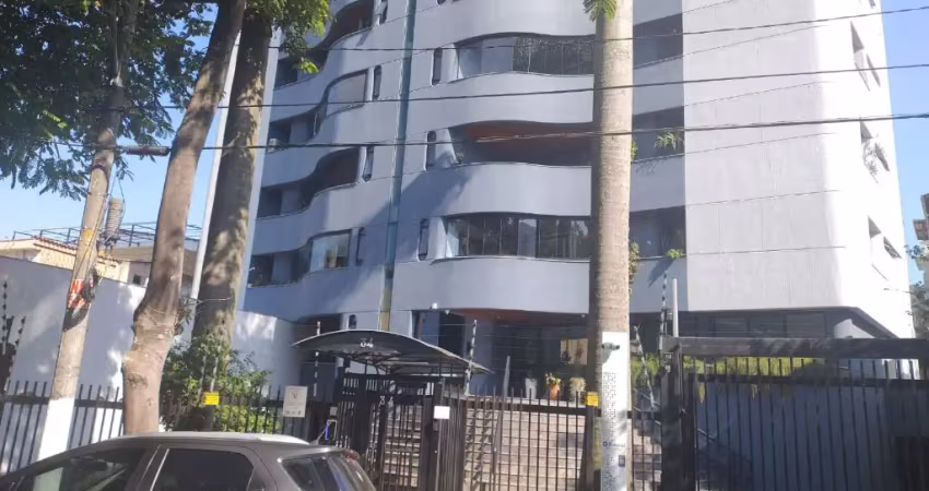 More bem! 135m² na vila formosa com  espaços generosos.