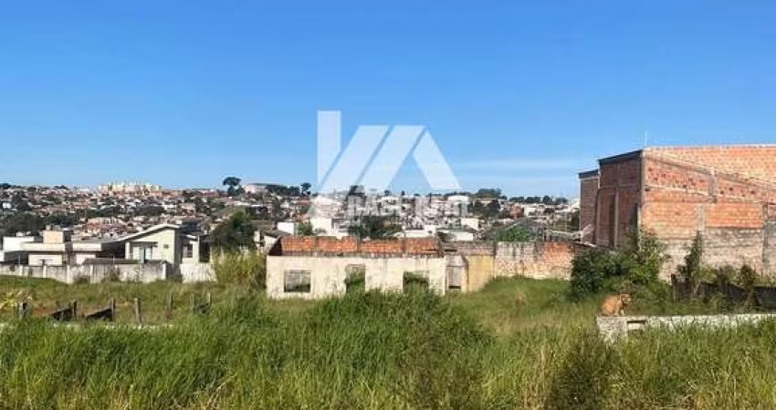 Terreno à venda no Jardim Carvalho