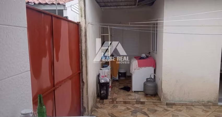 Casa com 3 dormitorios no Condomínio Moradas
