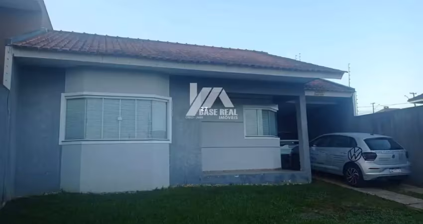 Casa, 3 dormitórios ( sendo 1 suíte ), para locação.