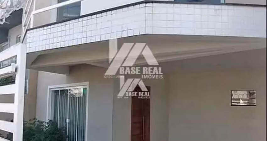 Casa com 3 quartos à venda na Rua Assis Brasil, Orfãs, Ponta Grossa