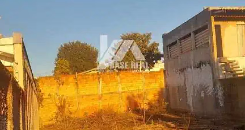 Terreno à venda na Rua Sistilio Minosso, Vila Bela, Guarapuava