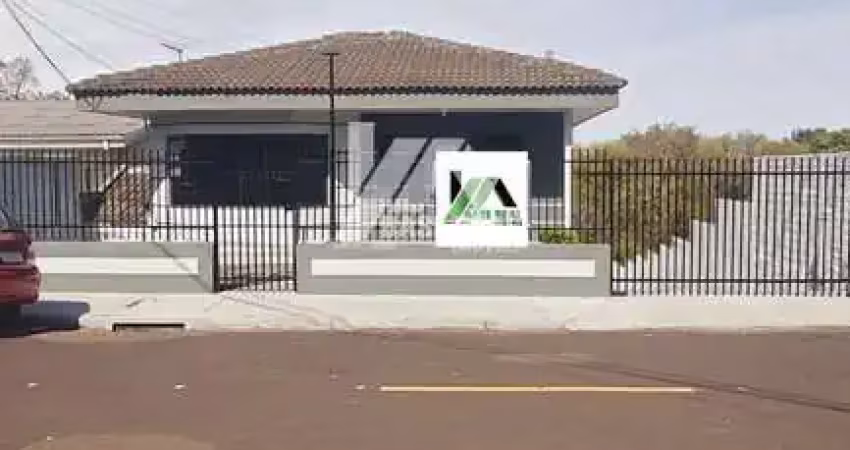 Casa com 3 quartos para alugar na Rua Azevedo Portugal, Dos Estados, Guarapuava