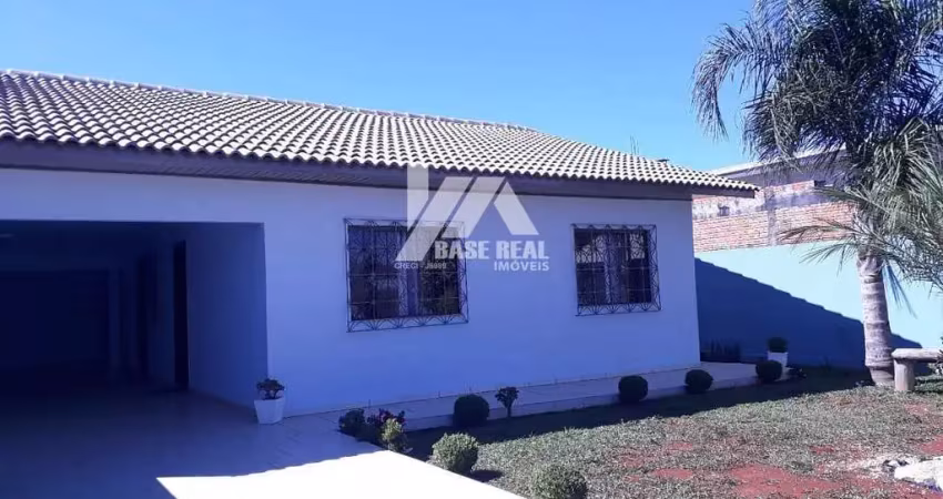 Casa com 3 quartos à venda na Rua Luciano Spinard, Uvaranas, Ponta Grossa