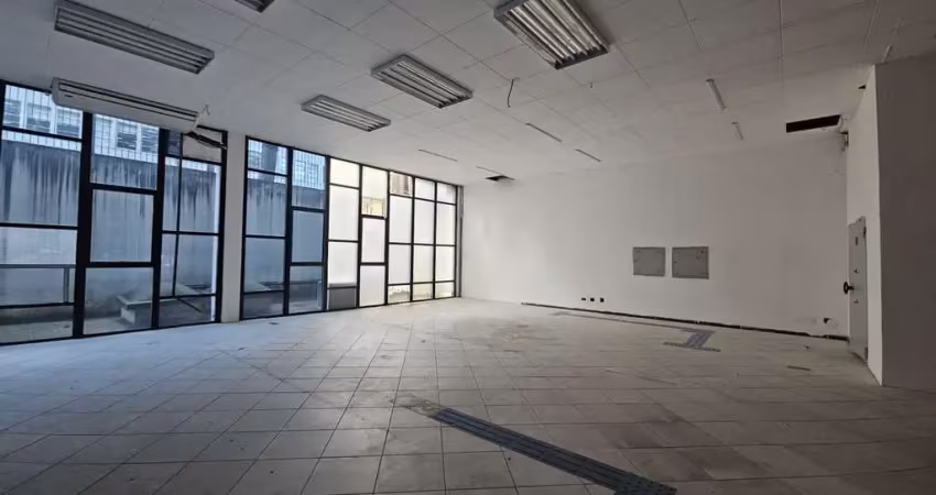 Sala comercial para alugar na Rua João Negrão, 270, Centro, Curitiba