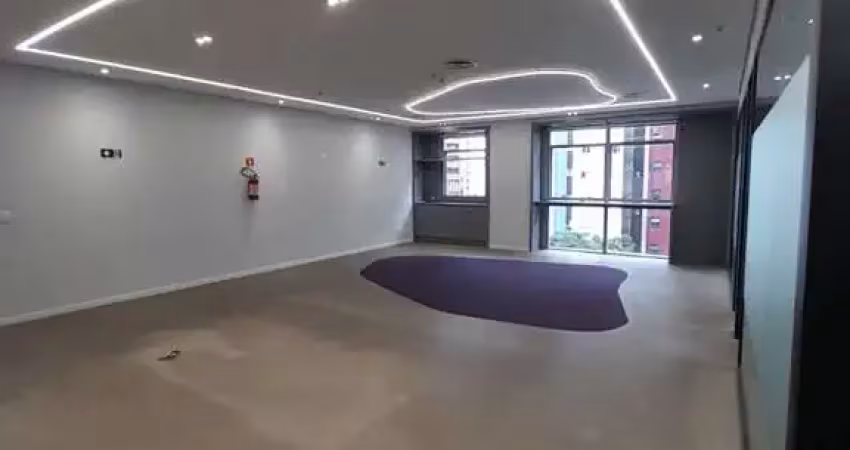 Laje corporativa para locação em curitiba, água verde, 6 banheiros, 10 vagas