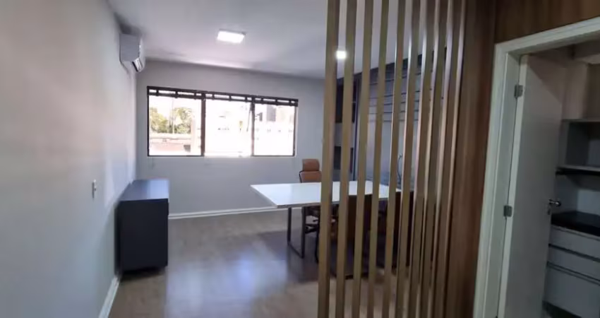 Sala comercial para alugar na Avenida Cândido de Abreu, 776, Centro Cívico, Curitiba