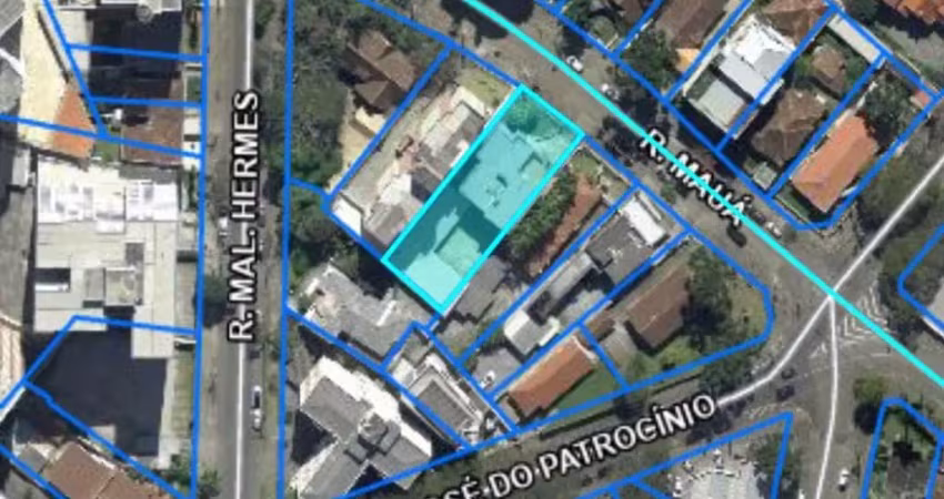 Terreno zr4 com 810m² à venda no alto da gloria curitiba paraná