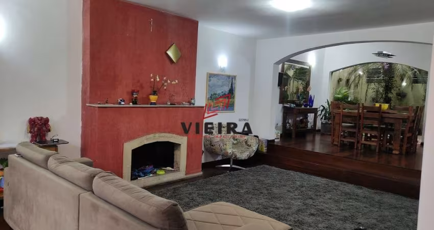 CASA TERREA PERFEITA MUITO BEM LOCALIZADA.