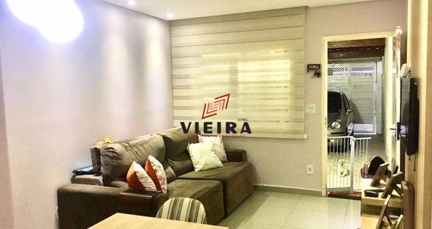 Sobrado em estado de novo,2  quartos 2 garagens