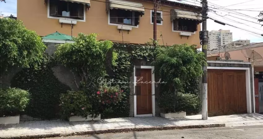 Sobrado à venda na água fria com 3 dormitórios e 3 vagas