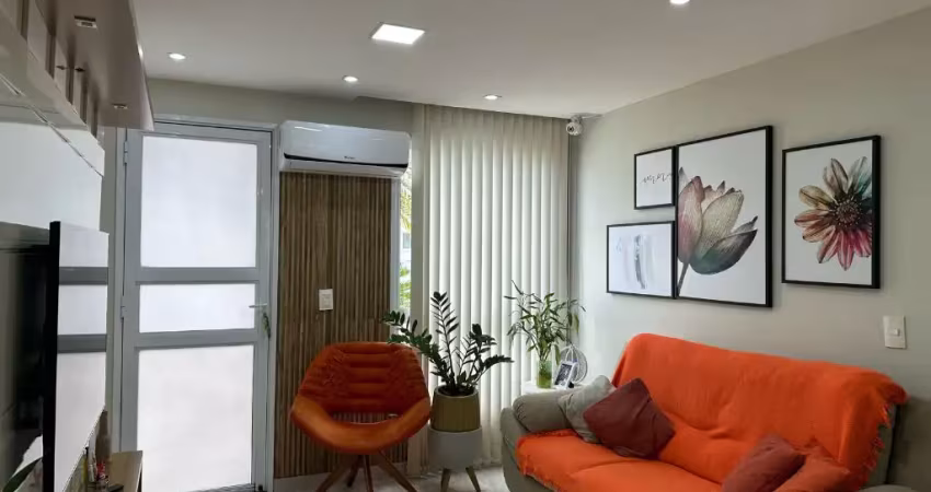Casa em condomínio fechado com 2 quartos à venda na Avenida Mário Pedrosa, 275, Campo Grande, Rio de Janeiro