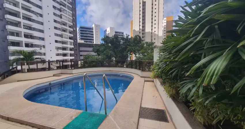 Apartamento com vista panorâmica e com muito conforto, fácil acesso a tudo: shoppings, restaurantes, supermercados, escolas, hospitais, apartamento com teto rebaixado com iluminação planejada, ventila