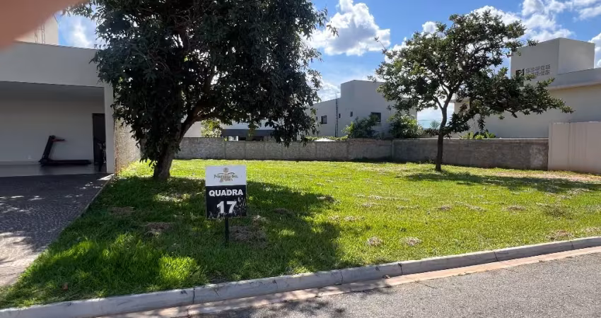 Terreno em condomínio fechado à venda na Avenida Contorno dos Ipês, Residencial Goiânia Golfe Clube, Goiânia