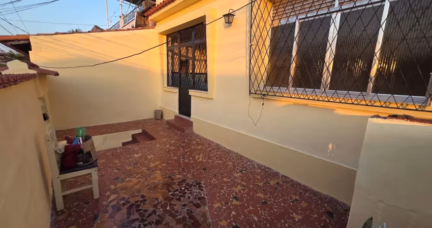 Excelente casa linear e independente com ótima localização