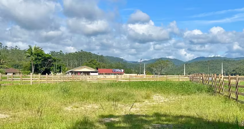 Terreno de chácara com riacho na extrema em canelinha bairro moura