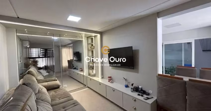Casa em condomínio fechado com 3 quartos à venda no Pioneiros Catarinenses, Cascavel 