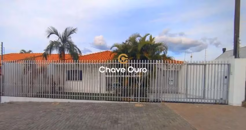 Casa com 3 quartos à venda no Centro, Cascavel 