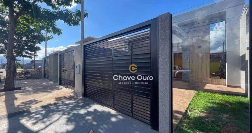 Casa com 3 dormitórios à venda, 67 m² por R$ 353.000,00 - Coopagro - Toledo/PR