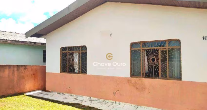 Casa à venda no bairro jardim pio xii, na cidade campo mourão/pr.