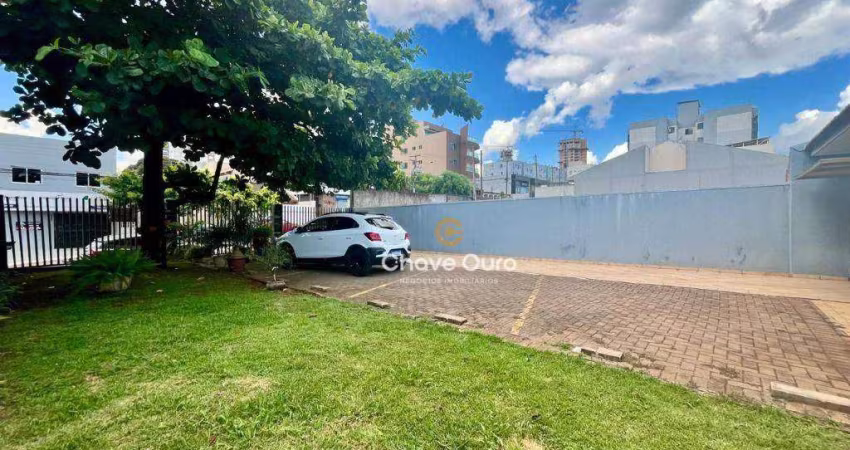 Casa com 4 dormitórios à venda, 150 m² por R$ 750.000,00 - Neva - Cascavel/PR