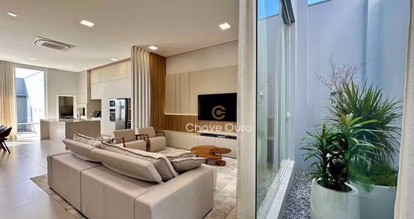 Casa mobiliada com 3 suítes à venda, 187 m² por R$ 1.850.000 - Vila Industrial - Toledo/PR