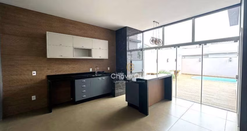 SOBRADO SEMI MOBILIADO COM PISCINA A VENDA