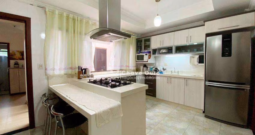 Sobrado à venda, 189 m² por R$ 1.250.000,00 - Centro - Cascavel/PR