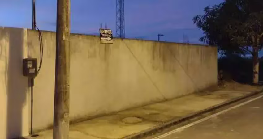 Terreno à venda na Rua Yolanda Cardoso, Vale das Palmeiras, Macaé