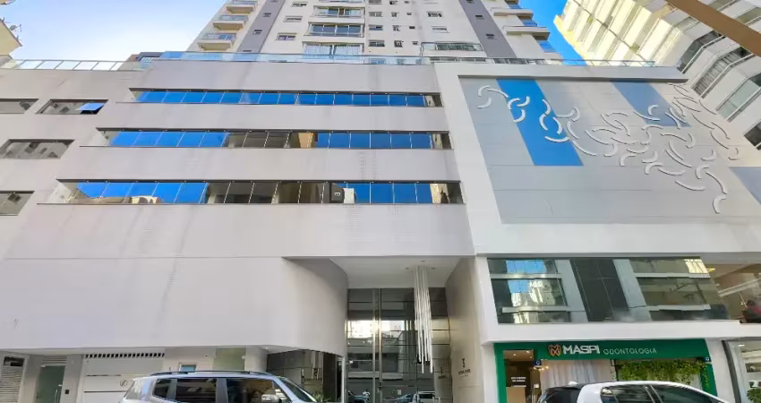 Apartmento em balneário camboriú para locação sendo 2 suítes e 2 dormitórios com 3 vagas de garagem