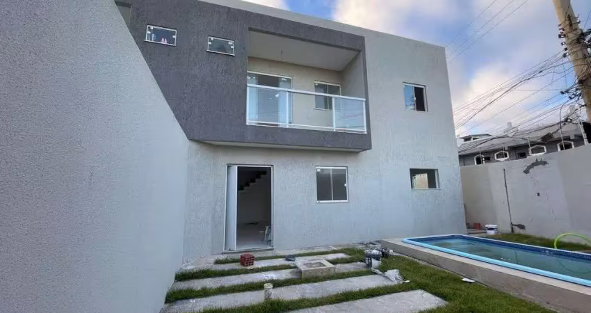 Casa duplex 3/4 suítes, sendo um no térreo, vista mar em ipitanga